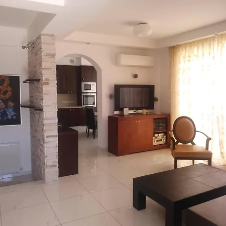 Villa Faros Luxury *